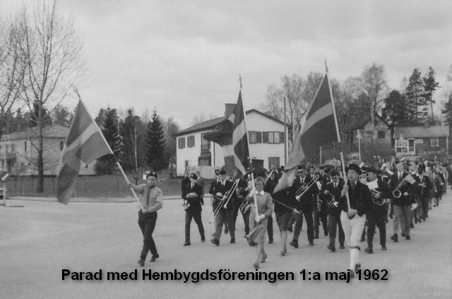 1:a maj-parad med  Hembygdsföreningen 1962